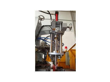 Extrusion Blow Molding Machine (For PE/PP Bottle Making)