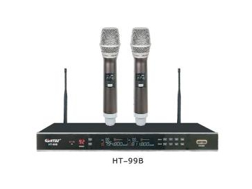 True Diversity UHF Wireless Microphone System