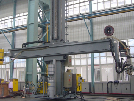 Column and Boom Welding Manipulator