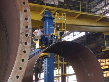 Column and Boom Welding Manipulator