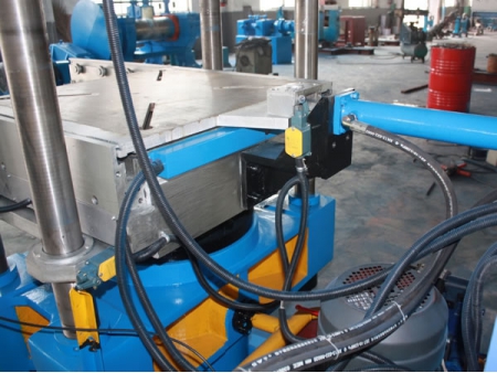 Automatic Rubber Molding Press