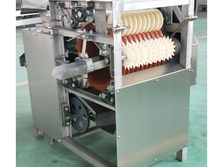 Raw Nuts Peeling Machine