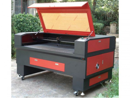 Laser Cutting Machine