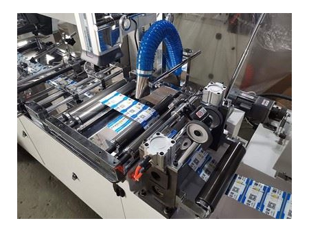 Shrink Sleeve Label Gluing / Seaming Machine, GSHZ250 (Mold Type)