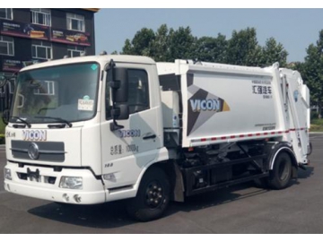 Refuse Compactor Truck