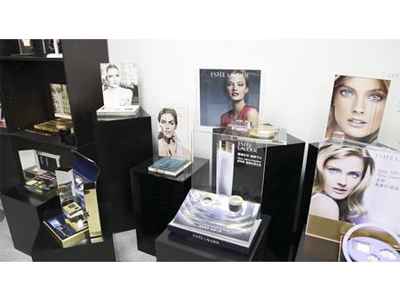 Cosmetics Display