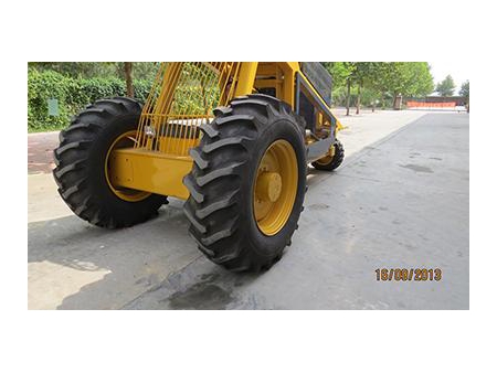 3-Wheel Wood Log Grapple Loader