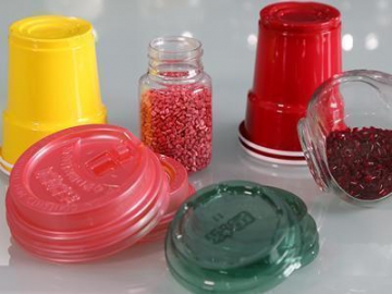 Color Master Batch, Masterbatch for PP, PE Plastic                (Applied for Coloring Medical Supplies and Food Container)