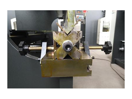 E22 CNC Press Brake