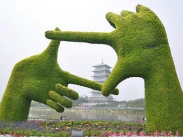 Artificial Grass Sculptures