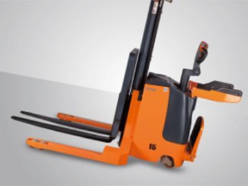 XE 1,000-2,000kg Electric Lift Stacker