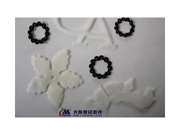 1700×950mm Auto Feeding CO2 Laser Cutting Machine, CMA1810-FET-C Equipment