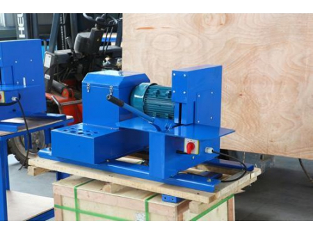 YONG-FENG FI51 Hydraulic Hose Cutting Skiving Machine