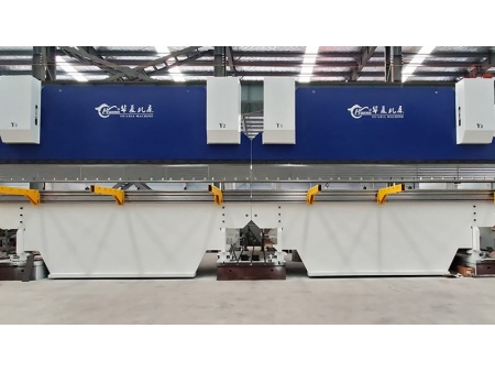 2-WF(D)67K CNC Controlled Hydraulic Press Brake