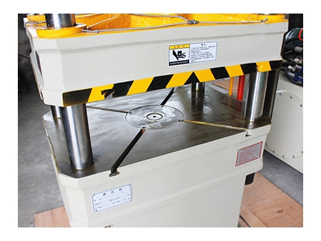 4 Column Hydraulic Press Machine