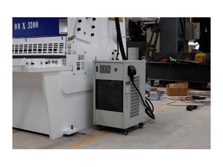 QC12K(Y) Hydraulic Swing Beam Shear
