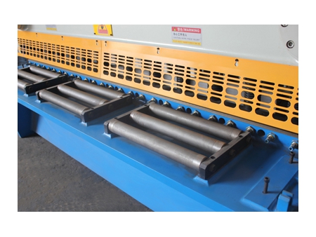 QC11K(Y) Hydraulic Guillotine Shear