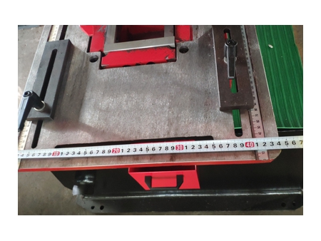 Hydraulic Ironworker                    (Steel Plate Punching, Shearing, Notching Machine)