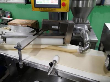 Stuffing Filling Machine