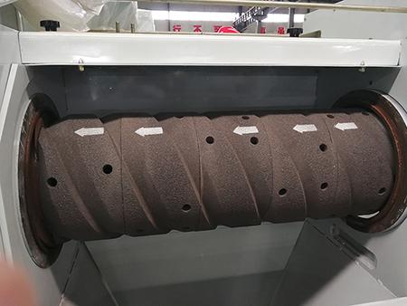 Vertical Emery Roll Rice Whitener, Type MNMLS