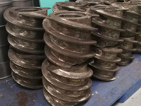 Vertical Emery Roll Rice Whitener, Type MNMLS