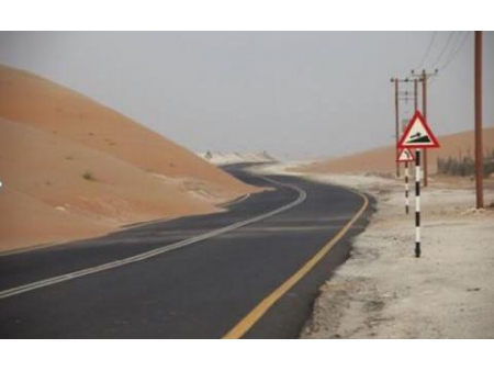 Sand fence for desert