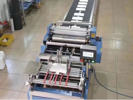 Single Feeder Puzzle Gluing Machine