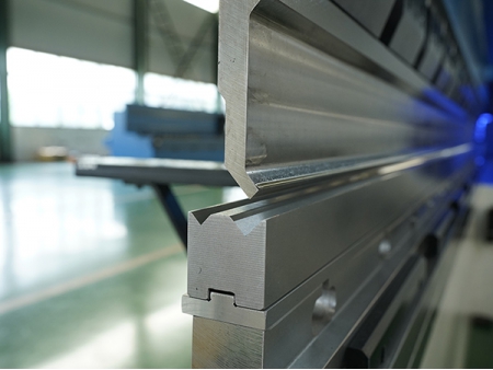 Electro-hydraulic Press Brake
