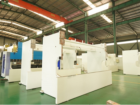 Electro-hydraulic Press Brake