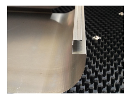 Fully Automatic Bending Center