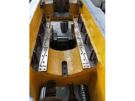 265 ton Knuckle Joint Press, Horizontal Type