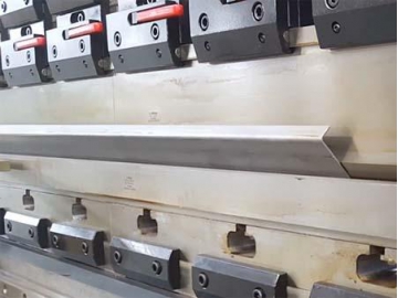 Hydraulic Press Brake