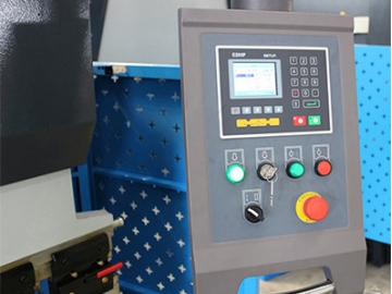 Hydraulic Press Brake with E200P Controller