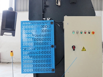 Hydraulic Press Brake with E200P Controller