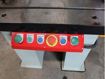 Single Column Hydraulic Press