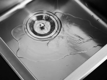 LGP810CC Stainless Steel Single Bowl Sink with Soap Dispenser