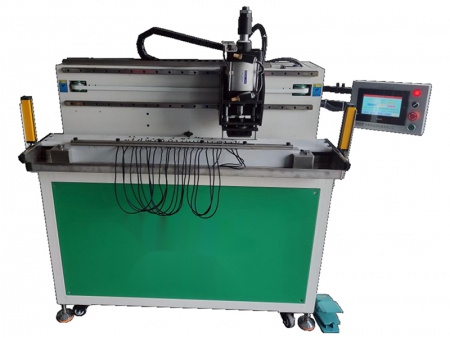 Silicone Aglet Cutting Machine