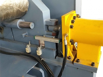 Variable-axis Plate Bending Machine