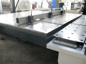 CNC shearing-machine