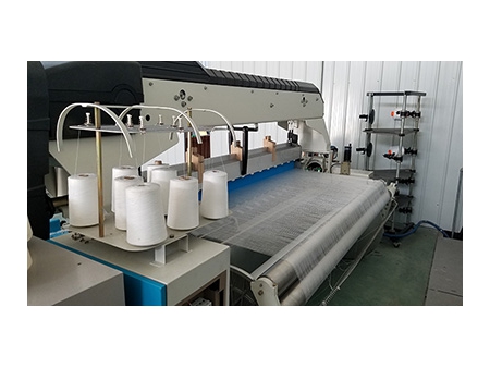 YC600 Air jet loom