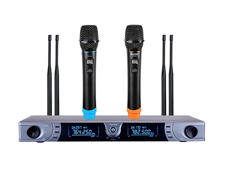 True Diversity Wireless Microphone