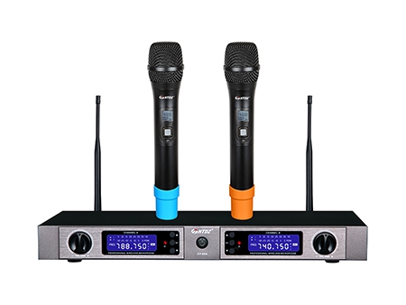 UHF 200 Channel Wireless Microphone