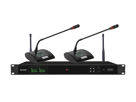 Pro Wireless Meeting Microphone