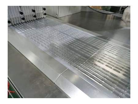 Roller Type High Speed Blister Packing Machine, DPH Series