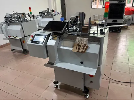 High-Speed Automatic Hang Tag Stringing Machine, UM-HE3