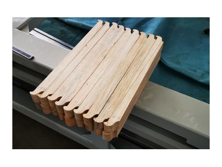 CNC Solid Wood Cutting Machine