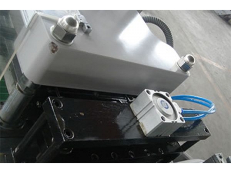 Flat Bed Label Die Cutting Machine (WQM-320G/ WQM-420)