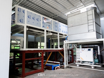 Automatic direct cooling ice block machine