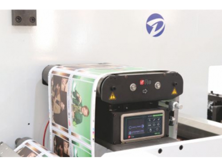 Intermittent Rotary Die Cutting Machine  (Model DC370-NOVA Rotary Die Cutter)