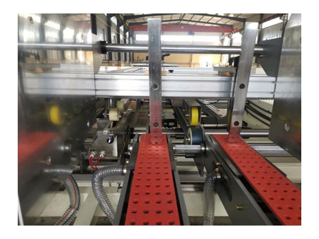 Semi-automatic Gluing Machine